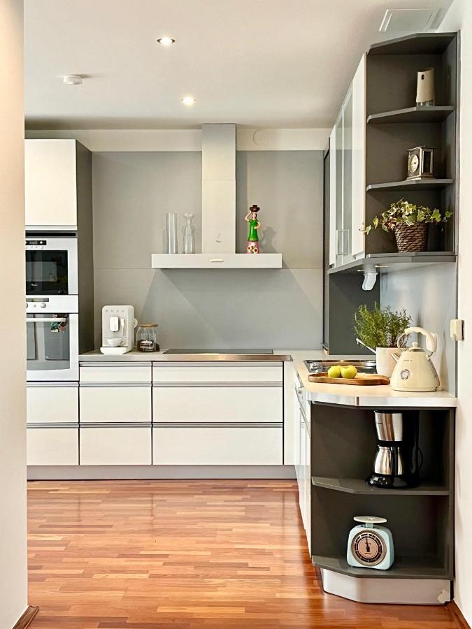 Luxury Penthouse Apartment Praga Esterno foto