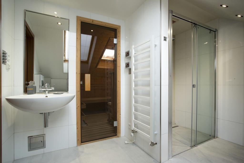 Luxury Penthouse Apartment Praga Esterno foto
